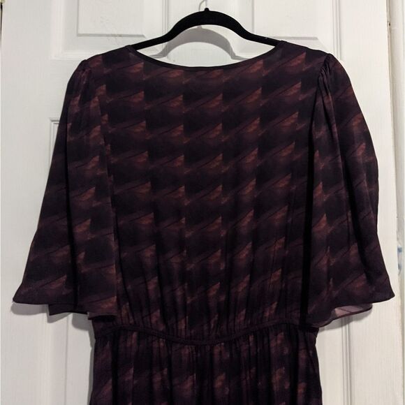 Tucker The Open Sleeve Mini Dress La Fedora Silk Dark Pink Black - Picture 10 of 11